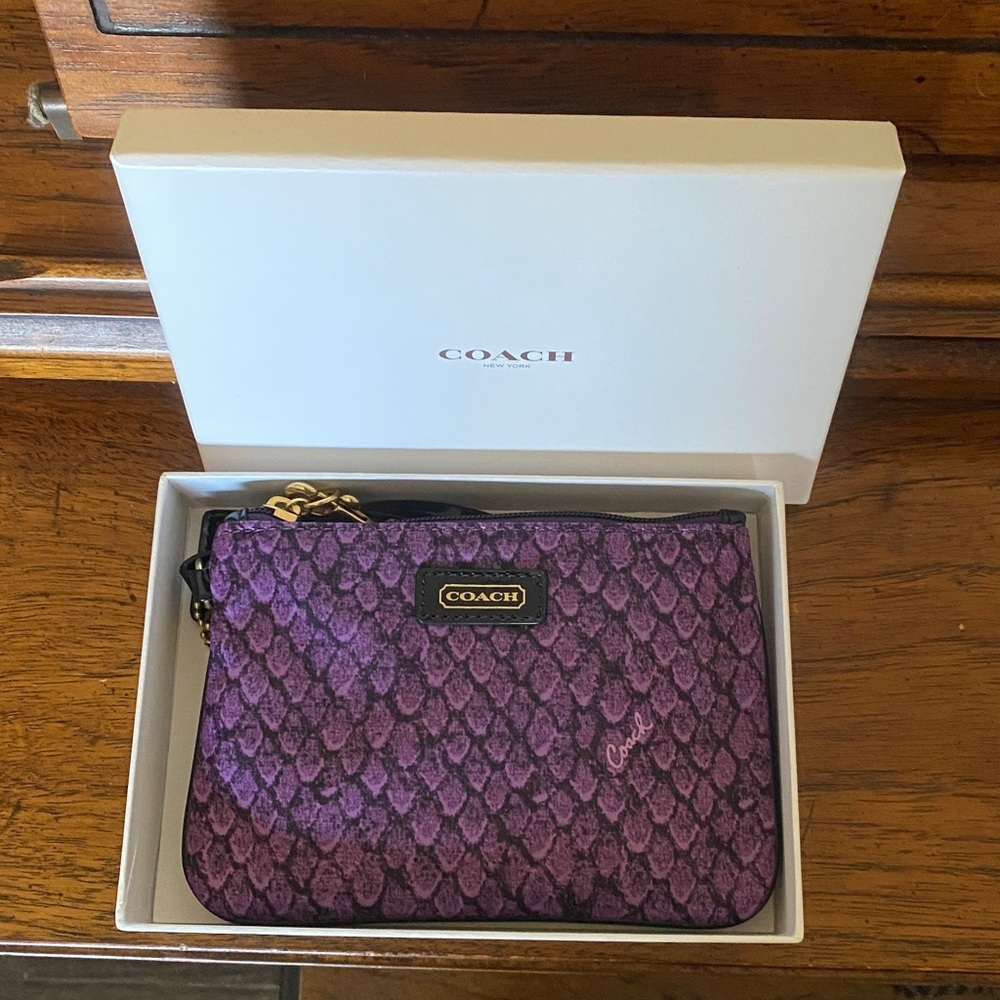 Coach Taylor Snake Print Satin Wristlet ๐ - Picture 8 of 8